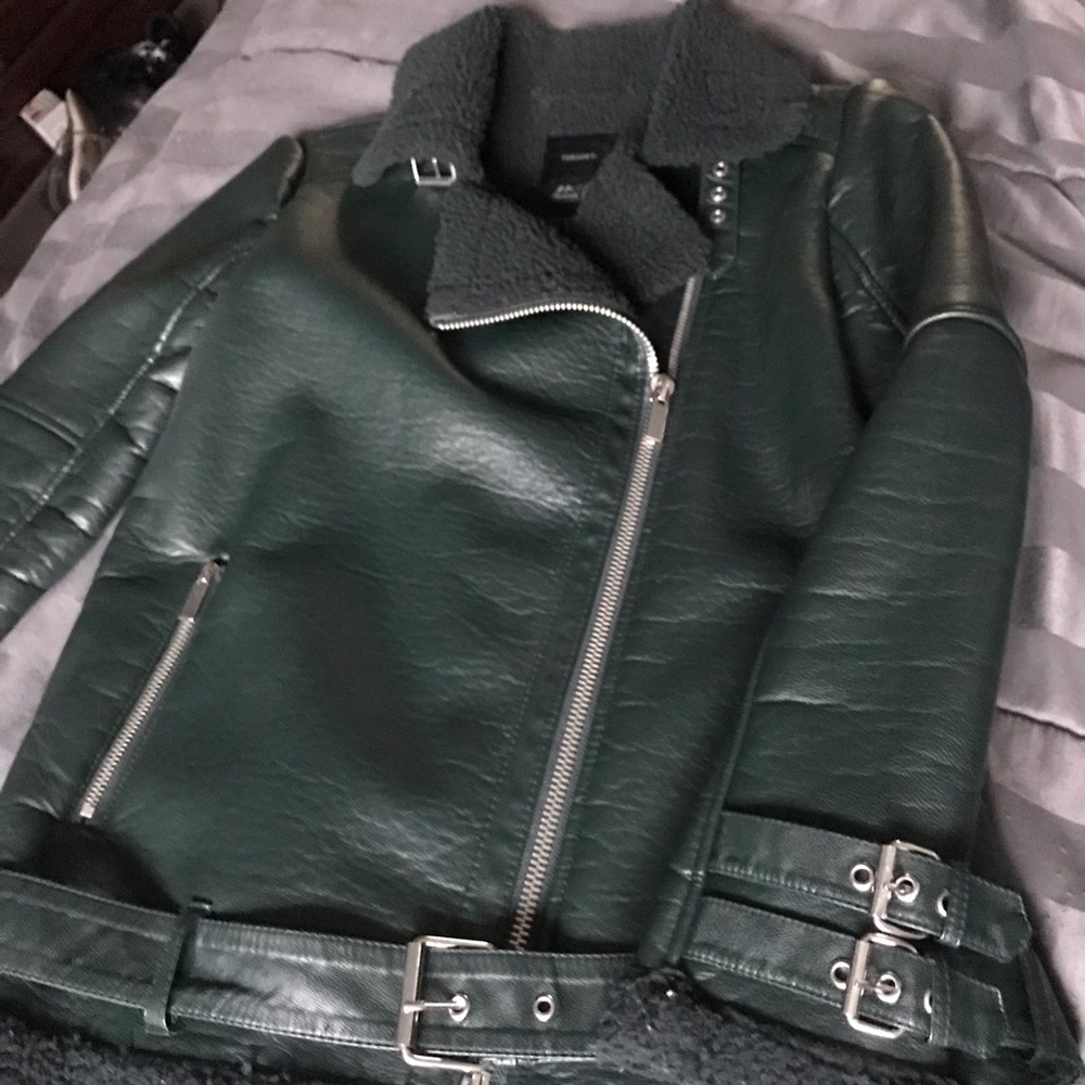 Forever 21 Moto Jacket - Picture 4 of 5